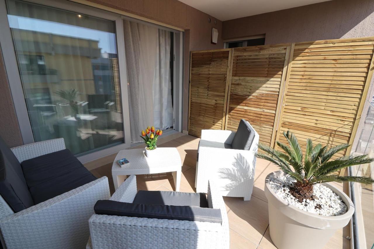 Ad Un Passo Dal Mare Hotel Bari Buitenkant foto